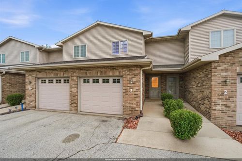 3-2127 Royal Crest Circle, BELLEVUE, WI, 54311 | Card Image
