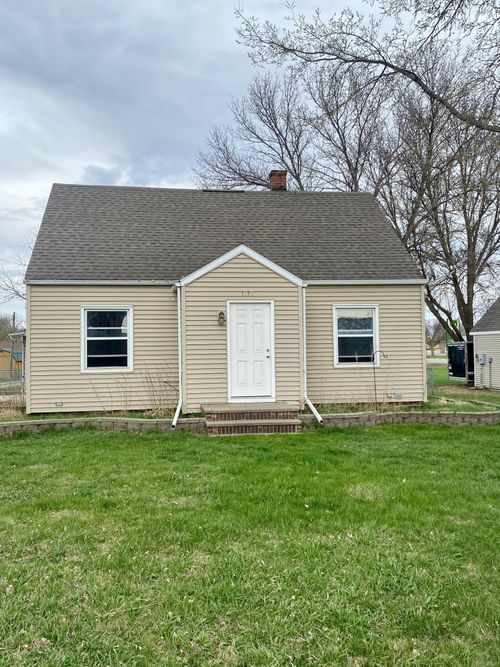 1212 Oak St, Wabasso, MN, 56293-1407 | Card Image