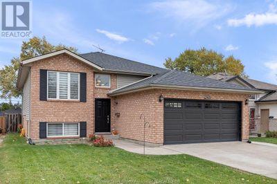 2950 Clemenceau Blvd, House other with 4 bedrooms, 2 bathrooms and null parking in Windsor ON | Image 2