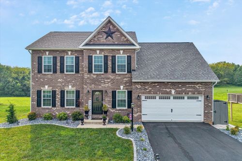 595 Spring Grove Dr, Vinton, VA, 24179-1595 | Card Image