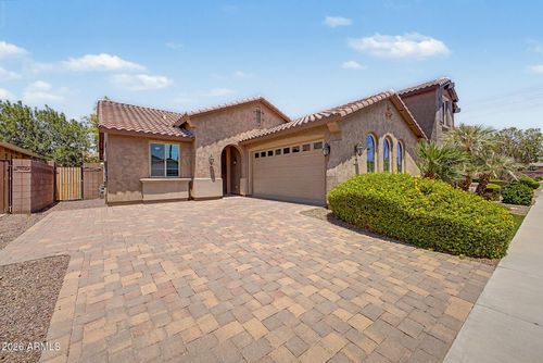 272 E Glacier Dr, Chandler, AZ, 85249-5407 | Card Image