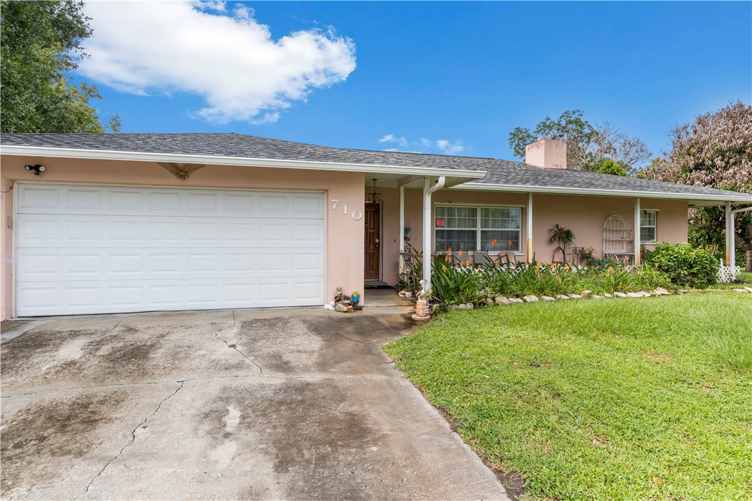 Residential in Sebastian 2