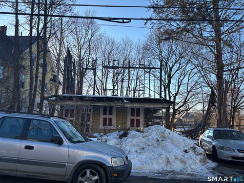 193 Plaza Ave, Waterbury, CT, 06710-1511 | Card Image