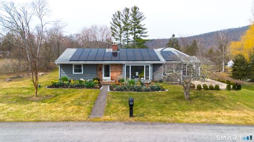 8 Mountain View Dr, New Milford, CT, 06776-2410 | Card Image