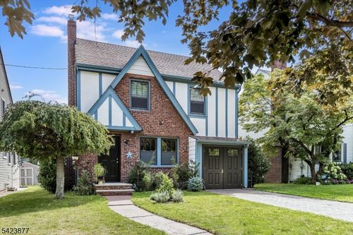 29 Newell Dr, Bloomfield, NJ, 07003-3023 | Card Image