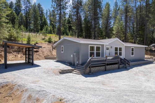 642 Diamond Dr, Newport, WA, 99156-5198 | Card Image