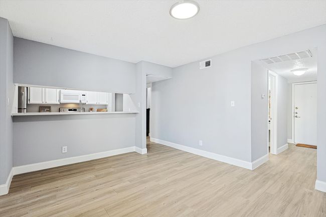 APT-11203 - 9607 Walnut St, Condo with 2 bedrooms, 1 bathrooms and null parking in Dallas TX | Image 10