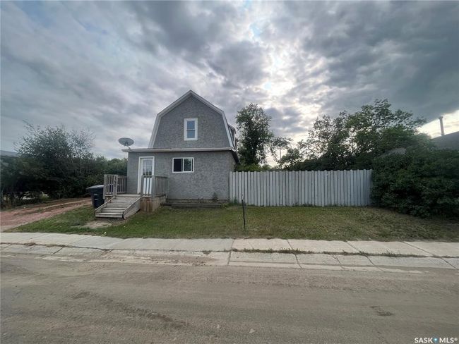 141 Pacific Ave, House other with 3 bedrooms, 2 bathrooms and 2 parking in Kerrobert SK | Image 9