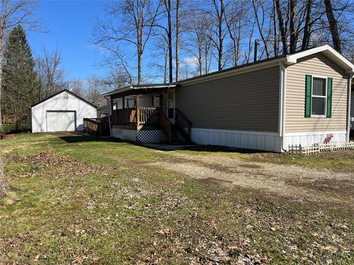 9926 Wigwam Trl, Linesville, PA, 16424-4980 | Card Image