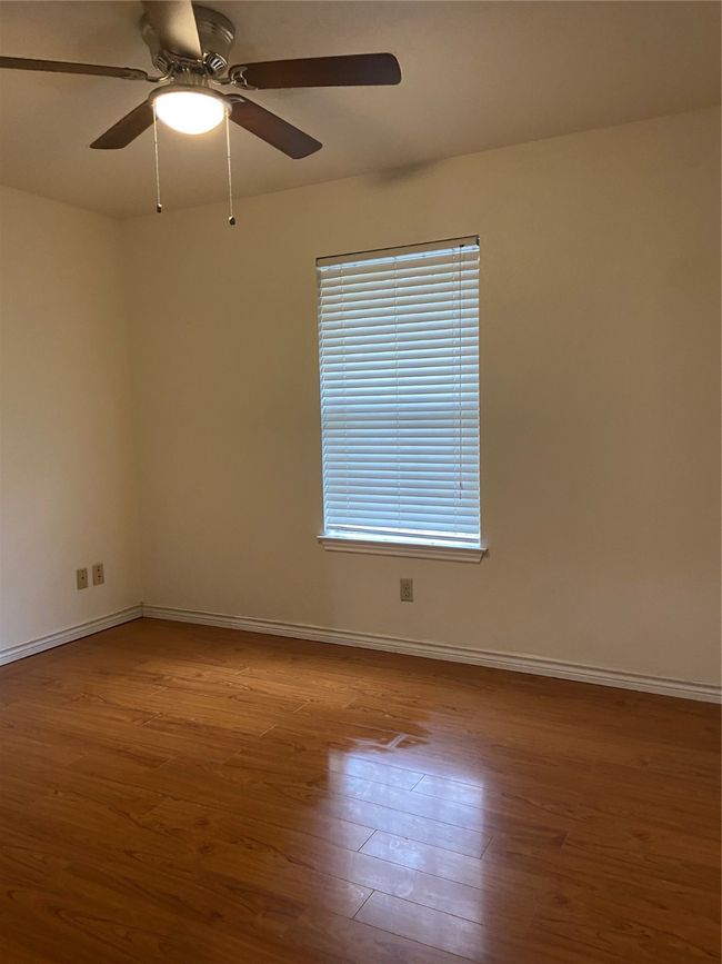 1102 N Main St, House other with 3 bedrooms, 2 bathrooms and null parking in Leonard TX | Image 17