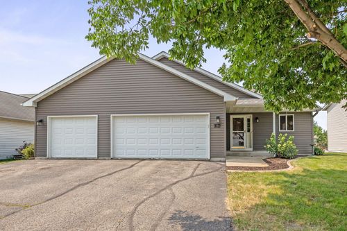 1166 Blackbird Dr Sw, Hutchinson, MN, 55350-3811 | Card Image