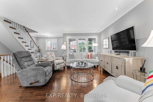 9-2361 Parkhaven Blvd, Oakville, ON, L6H7S7 | Card Image