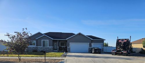 827 E Sunset View Rd, Grantsville, UT, 84029-8515 | Card Image