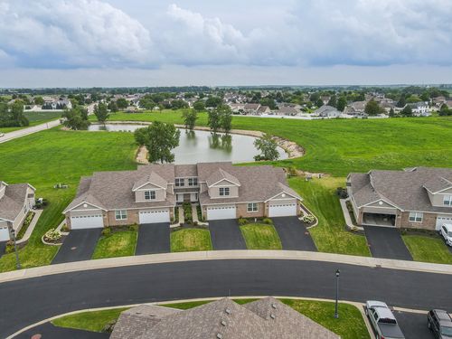 976 Inland Dr, Manteno, IL, 60950-6300 | Card Image