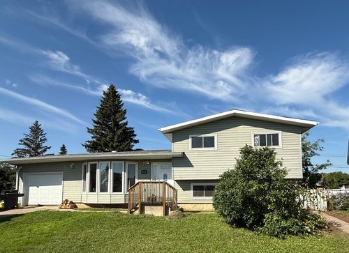 5804 48a Street, High Prairie, AB, T0G1E0 | Card Image