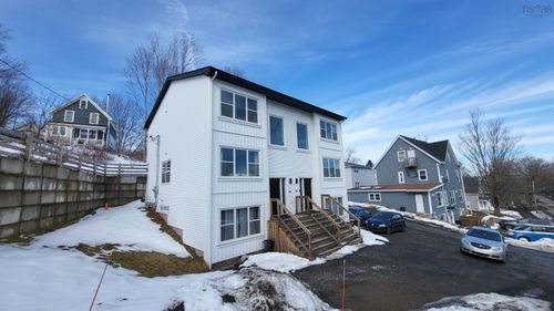 52 & 54 Gaspereau Ave, Wolfville, NS, B4P2E1 | Card Image