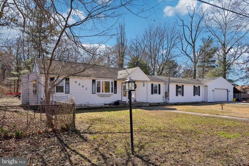 8292 Shilling Rd, PASADENA, MD, 21122-5823 | Card Image