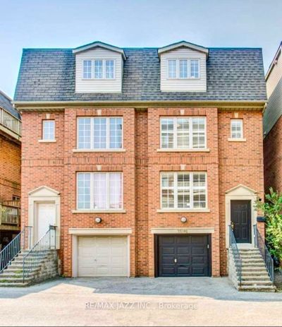 2210B Gerrard St E, House attached with 3 bedrooms, 2 bathrooms and 1 parking in Toronto ON | Image 1