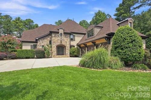 111 Quaker Rd, Mooresville, NC, 28117-6028 | Card Image