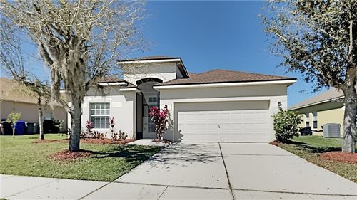 876 Hacienda Cir, KISSIMMEE, FL, 34741-6352 | Card Image