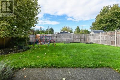 A - 70 Petersen Rd S, Home with 3 bedrooms, 3 bathrooms and 4 parking in Campbell River BC | Image 3