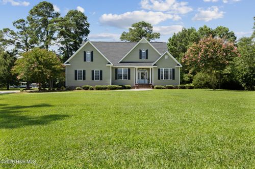 118 Bright Creek Ln, Whiteville, NC, 28472-5690 | Card Image