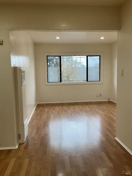 b-212 S E Street, Santa Rosa, CA, 95404 | Card Image