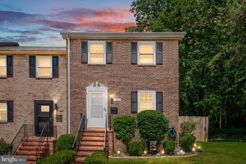130 Falmouth Dr, FREDERICKSBURG, VA, 22405-1907 | Card Image