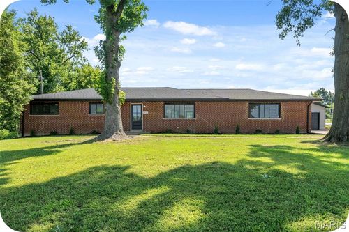 1851 Hawkins Pl, Fenton, MO, 63026-2632 | Card Image