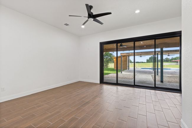 1215 E Stegall Rd, House other with 4 bedrooms, 4 bathrooms and null parking in Robinson TX | Image 15