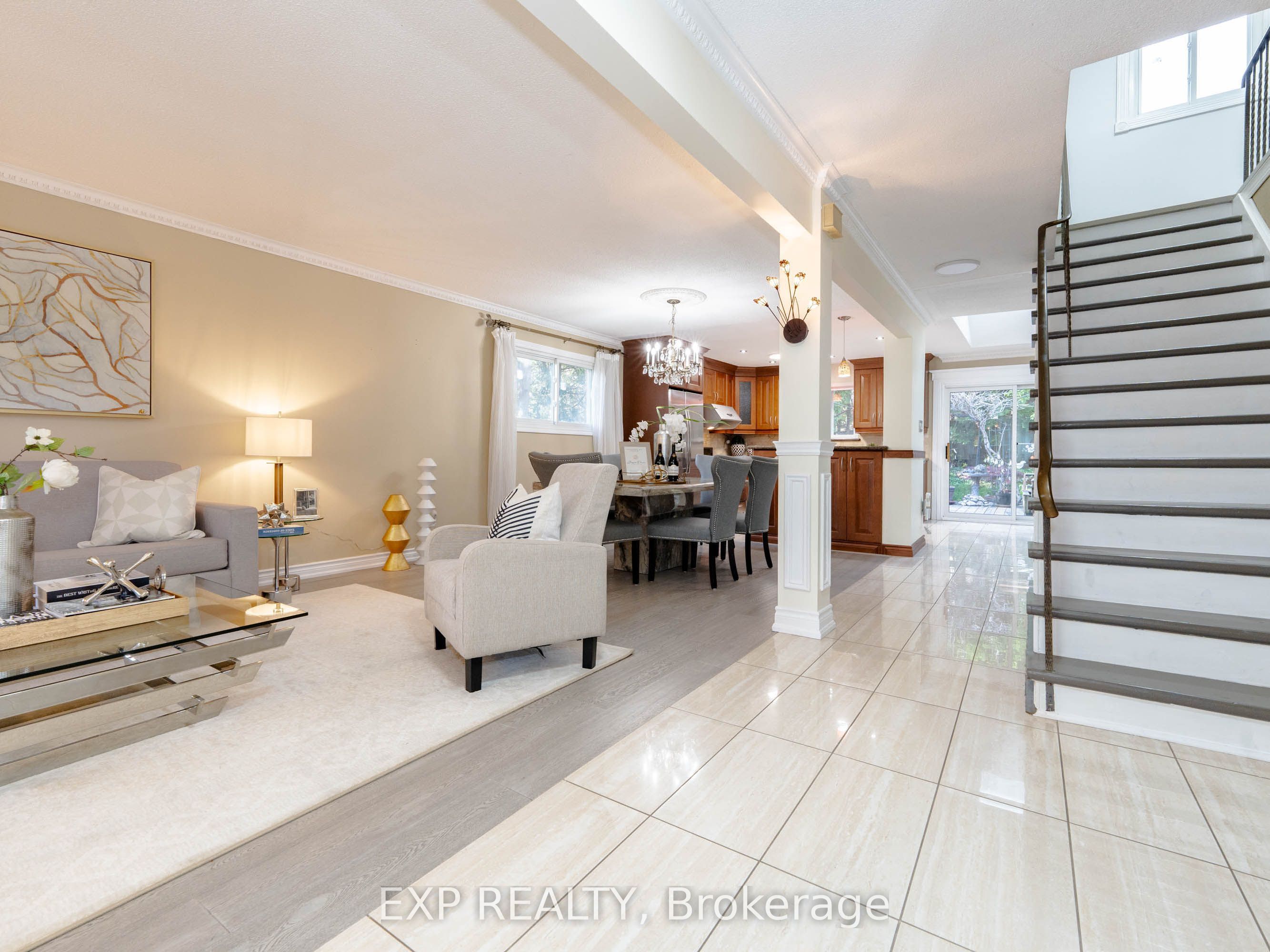 Residential Lease in Toronto C15 4