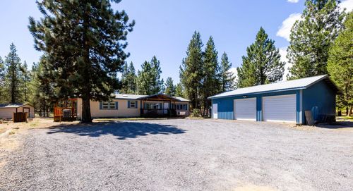 15957 Sparks Dr, La Pine, OR, 97739-9673 | Card Image