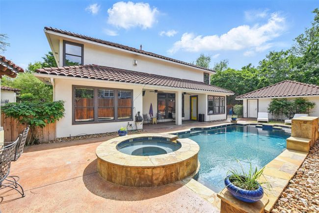Plenty of privacy in your backyard oasis | Image 35