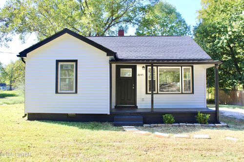 2045 Cantrell St, Milan, TN, 38358-3306 | Card Image