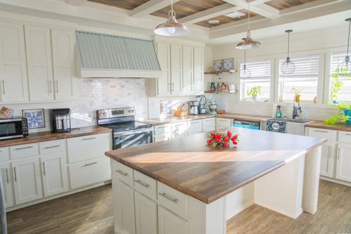 1388 Mallard Rd, Wilson, TX, 79381-2007 | Card Image