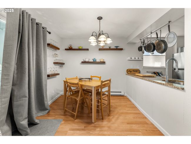 UNIT-13 - 47 Eagle Crest Dr, Condo with 2 bedrooms, 1 bathrooms and null parking in Lake Oswego OR | Image 6