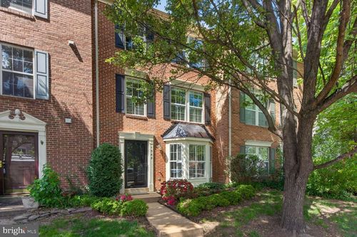 1343 Argall Pl, Alexandria, VA, 22314-1381 | Card Image