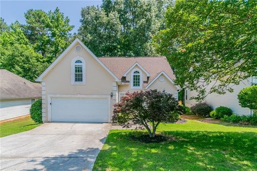 12015 Harbour Town Pkwy, Fayetteville, GA, 30215-8086 | Card Image