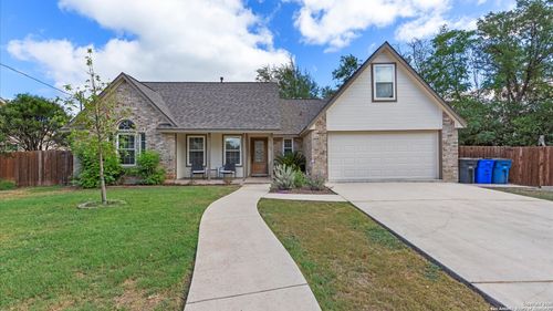 604 Gloria Ave, New Braunfels, TX, 78130-6233 | Card Image
