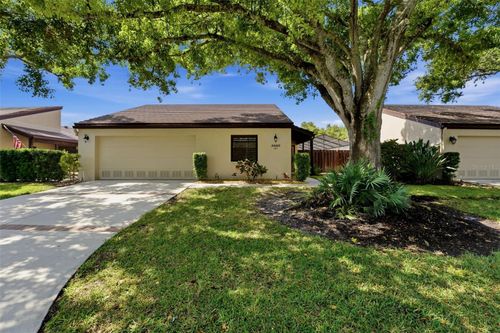 3692 Glen Oaks Manor Dr, SARASOTA, FL, 34232-1020 | Card Image