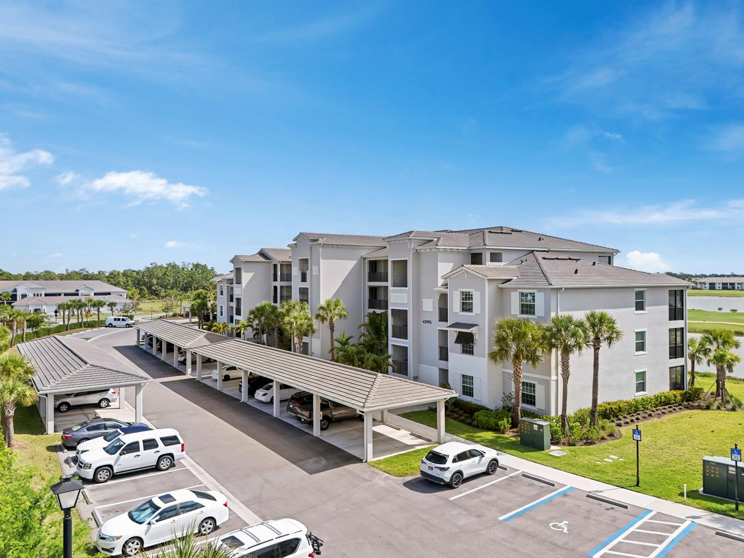 Residential in PUNTA GORDA 3