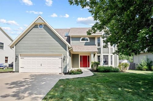 236 W Colleen Dr, Gardner, KS, 66030-1758 | Card Image