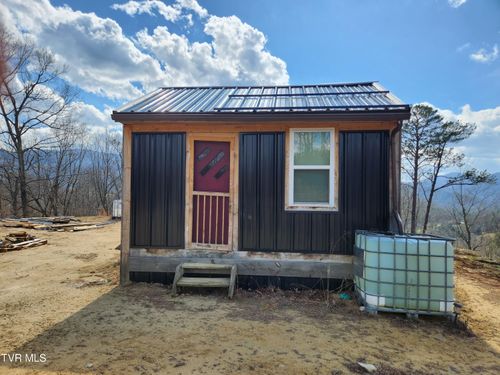 174 Teaberry Rd, Roan Mountain, TN, 37687-5202 | Card Image