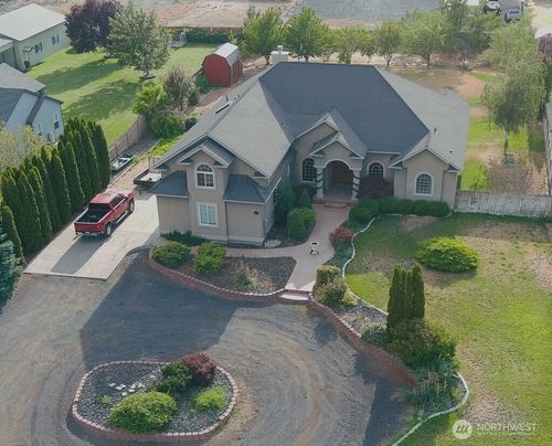 3348 Westshore Dr Ne, Moses Lake, WA, 98837-8715 | Card Image