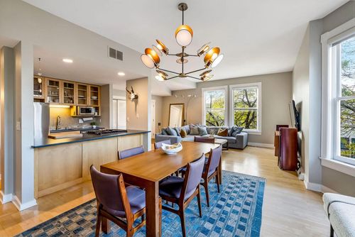 201-224 W Vine Street, Milwaukee, WI, 53212 | Card Image