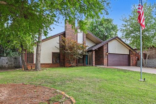 3208 Crown Feathers Dr, Edmond, OK, 73013-7418 | Card Image