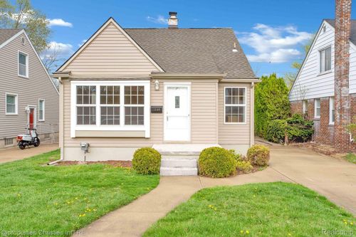 1240 11 Mile Rd, Berkley, MI, 48072-3041 | Card Image