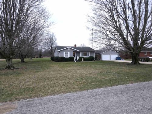 10706 E County Road 1300 S, Galveston, IN, 46932-9036 | Card Image