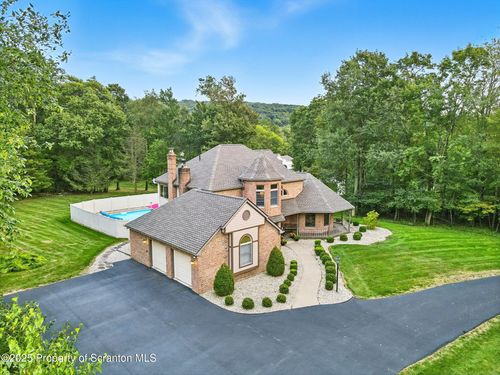 1715 Davinci Ln, Clarks Summit, PA, 18411-9160 | Card Image