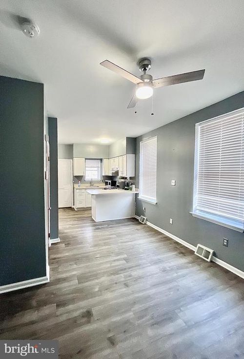 2-5623 Wyalusing Avenue, PHILADELPHIA, PA, 19131 | Card Image